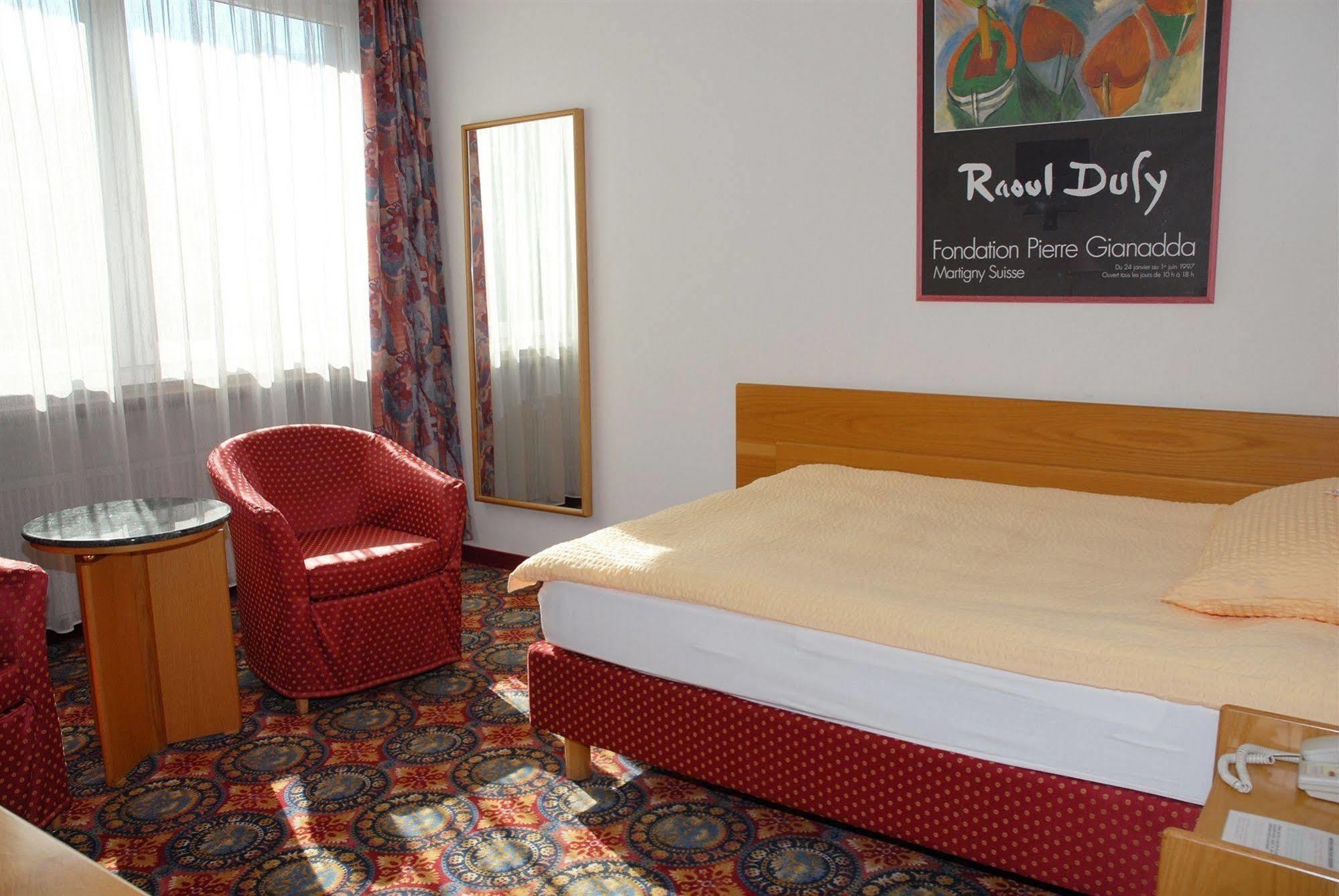 Hotel Du Rhone Sion Zewnętrze zdjęcie
